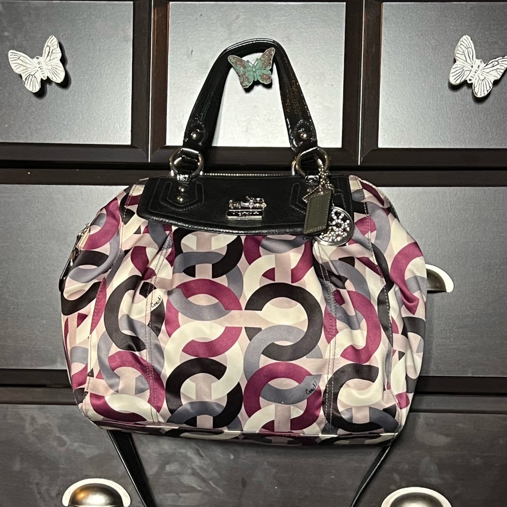 AUTHENTIC COACH MADISON OP ART SATCHEL